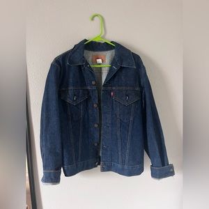 vintage levis denim jacket. made in usa